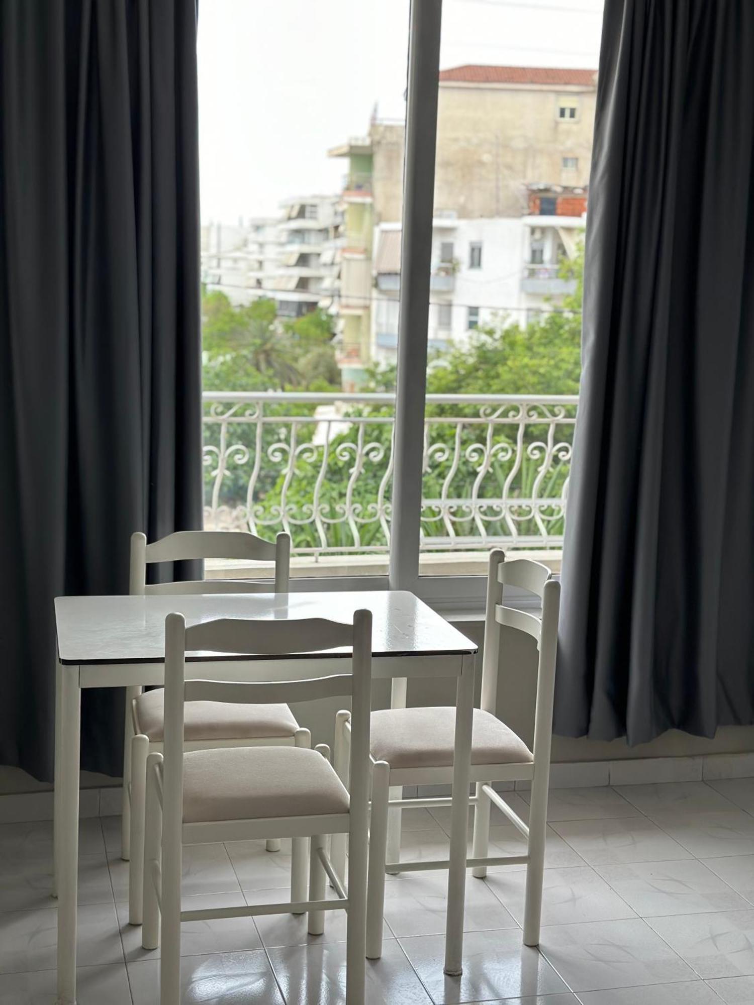 Olivias Apartments City Center Sarandë Buitenkant foto
