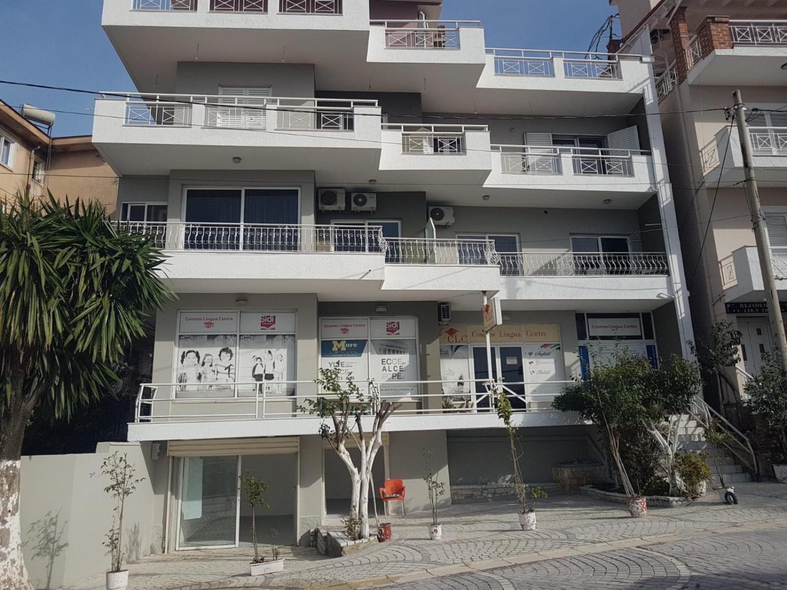 Olivias Apartments City Center Sarandë Buitenkant foto